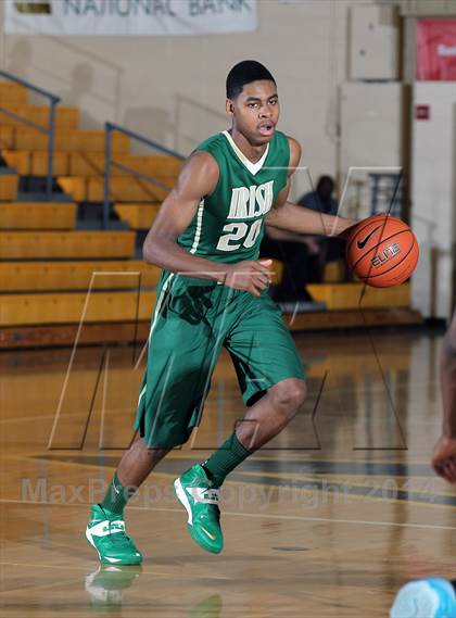Thumbnail 2 in Neumann-Goretti vs. St. Vincent-St. Mary (City of Palms Classic) photogallery.