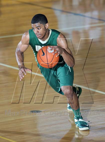 Thumbnail 1 in Neumann-Goretti vs. St. Vincent-St. Mary (City of Palms Classic) photogallery.