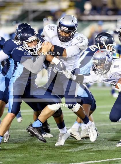Thumbnail 2 in Valley Christian vs. Madison (CIF D2-AA State Championship) photogallery.