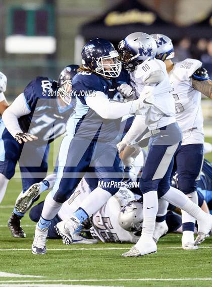 Thumbnail 3 in Valley Christian vs. Madison (CIF D2-AA State Championship) photogallery.
