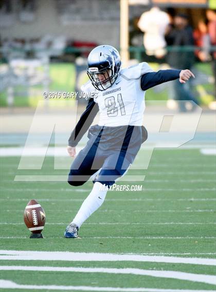 Thumbnail 1 in Valley Christian vs. Madison (CIF D2-AA State Championship) photogallery.