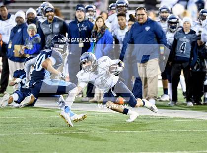 Thumbnail 3 in Valley Christian vs. Madison (CIF D2-AA State Championship) photogallery.