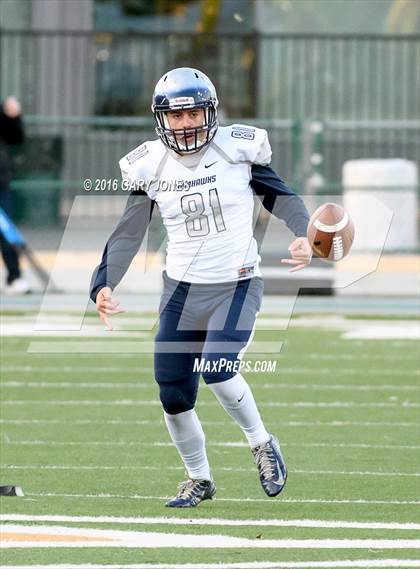 Thumbnail 2 in Valley Christian vs. Madison (CIF D2-AA State Championship) photogallery.