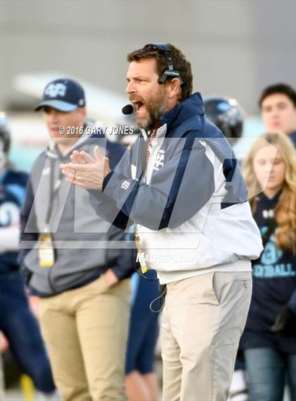 Thumbnail 3 in Valley Christian vs. Madison (CIF D2-AA State Championship) photogallery.