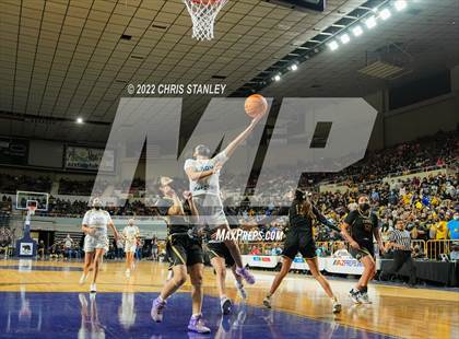 Thumbnail 2 in Chinle @ Alchesay (AIA 3A Final) photogallery.