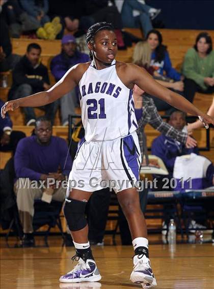 Thumbnail 2 in Christian Brothers vs. Sacramento (CIF SJS D3 Playoffs) photogallery.