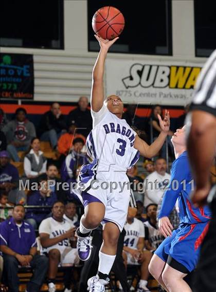Thumbnail 3 in Christian Brothers vs. Sacramento (CIF SJS D3 Playoffs) photogallery.