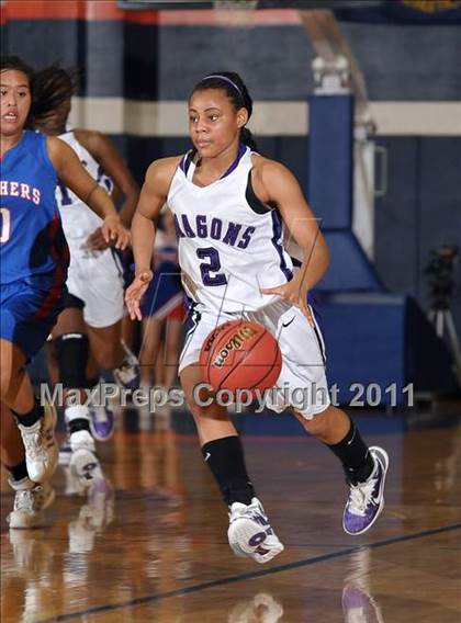 Thumbnail 1 in Christian Brothers vs. Sacramento (CIF SJS D3 Playoffs) photogallery.