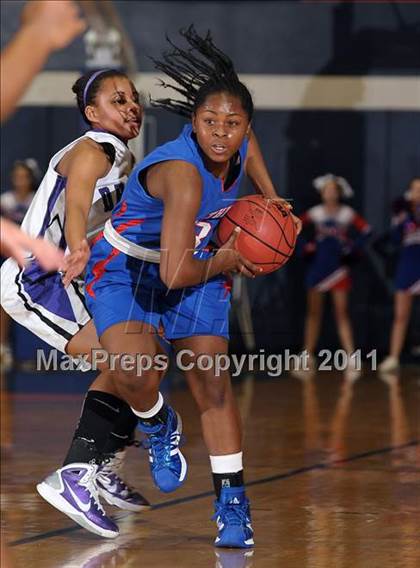 Thumbnail 1 in Christian Brothers vs. Sacramento (CIF SJS D3 Playoffs) photogallery.