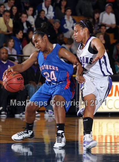 Thumbnail 1 in Christian Brothers vs. Sacramento (CIF SJS D3 Playoffs) photogallery.