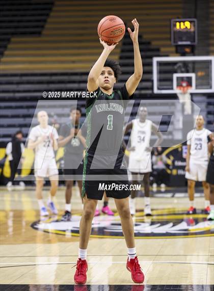 Thumbnail 3 in Inglewood vs Principia (Norm Stewart Classic) photogallery.