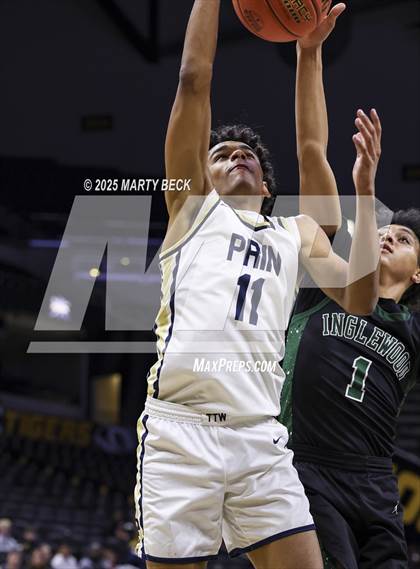 Thumbnail 3 in Inglewood vs Principia (Norm Stewart Classic) photogallery.