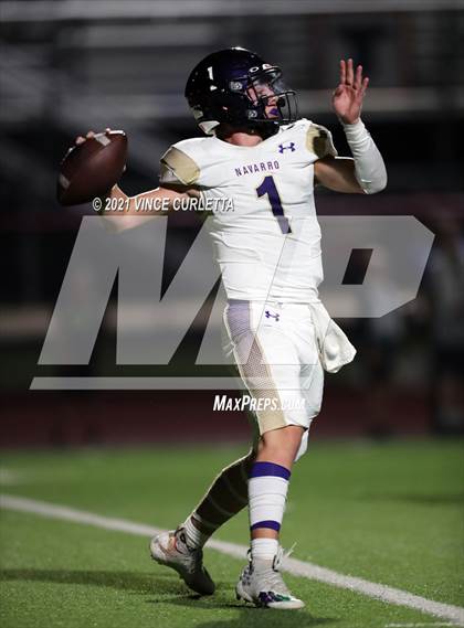 Thumbnail 3 in Navarro @ Wimberley photogallery.