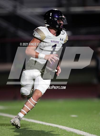 Thumbnail 2 in Navarro @ Wimberley photogallery.