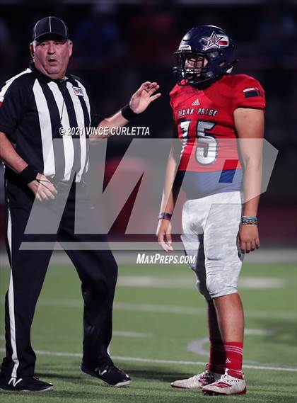 Thumbnail 3 in Navarro @ Wimberley photogallery.