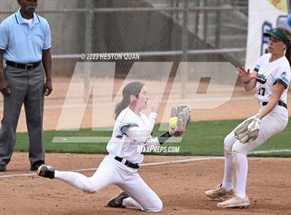 Thumbnail 2 in Liberty vs. Irvine (CIF-SS D5 Final) photogallery.