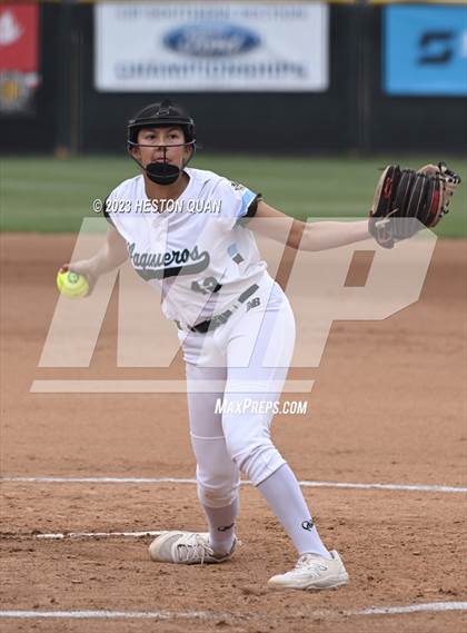 Thumbnail 2 in Liberty vs. Irvine (CIF-SS D5 Final) photogallery.