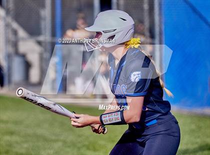 Thumbnail 1 in Del Oro @ Folsom photogallery.