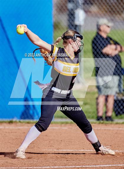 Thumbnail 3 in Del Oro @ Folsom photogallery.