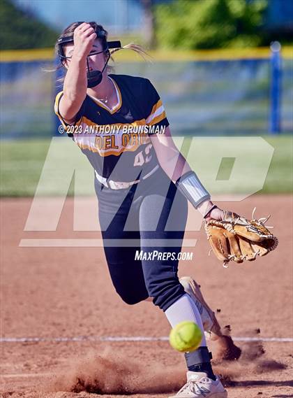 Thumbnail 2 in Del Oro @ Folsom photogallery.