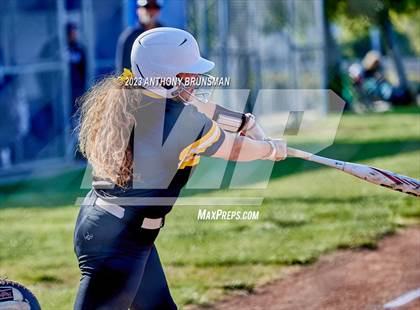 Thumbnail 1 in Del Oro @ Folsom photogallery.