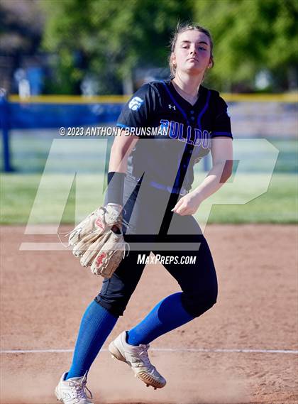 Thumbnail 3 in Del Oro @ Folsom photogallery.