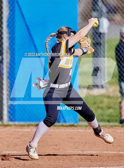 Thumbnail 2 in Del Oro @ Folsom photogallery.