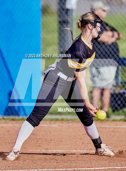 Thumbnail 1 in Del Oro @ Folsom photogallery.