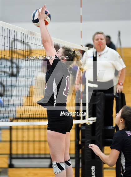 Thumbnail 3 in Paetow vs Waller photogallery.