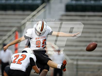 Thumbnail 1 in Haltom @ North Mesquite photogallery.