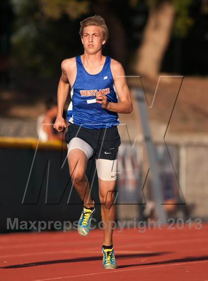 Thumbnail 1 in Don Green Invitational 4x400 Meter Relay photogallery.