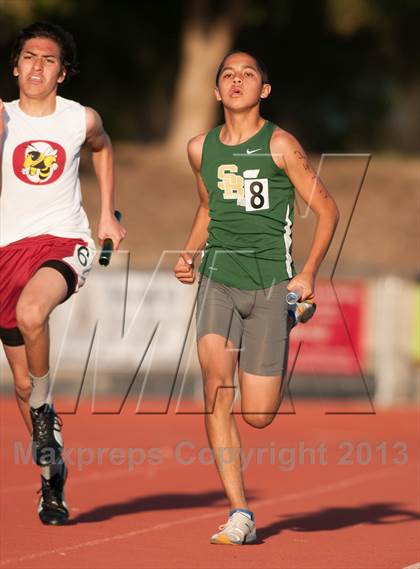 Thumbnail 3 in Don Green Invitational 4x400 Meter Relay photogallery.