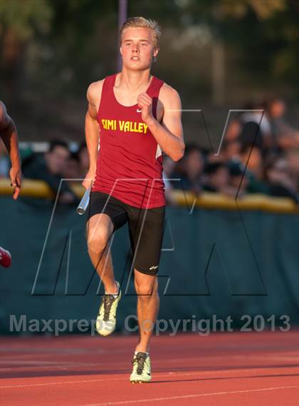Thumbnail 1 in Don Green Invitational 4x400 Meter Relay photogallery.