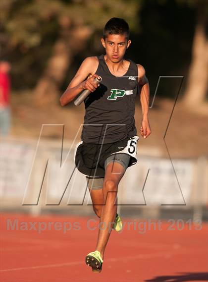 Thumbnail 2 in Don Green Invitational 4x400 Meter Relay photogallery.