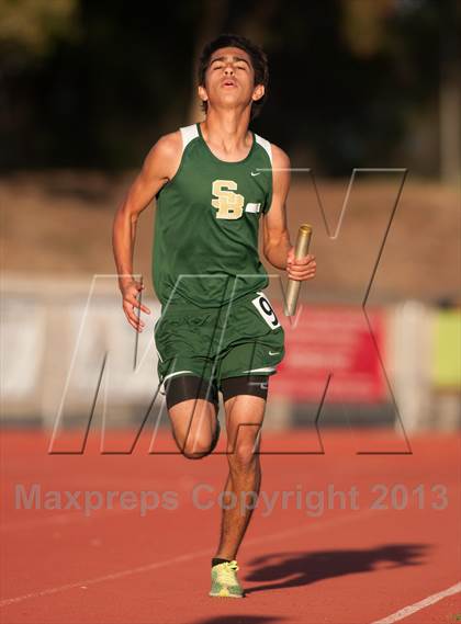 Thumbnail 3 in Don Green Invitational 4x400 Meter Relay photogallery.