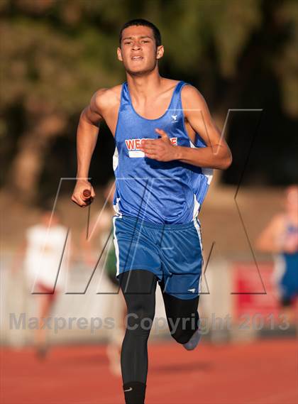 Thumbnail 2 in Don Green Invitational 4x400 Meter Relay photogallery.