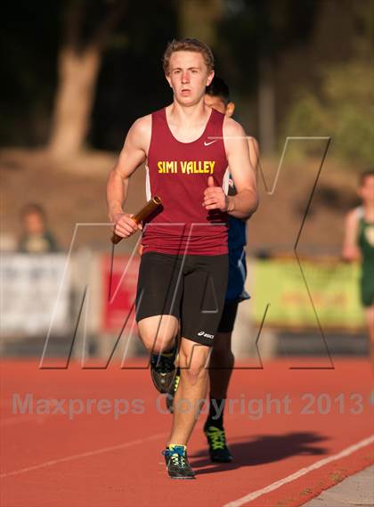 Thumbnail 3 in Don Green Invitational 4x400 Meter Relay photogallery.