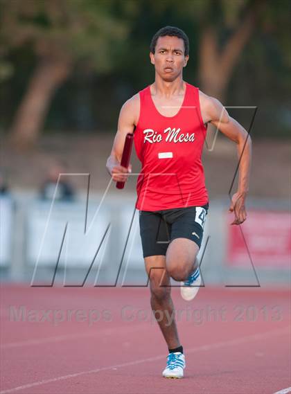 Thumbnail 3 in Don Green Invitational 4x400 Meter Relay photogallery.