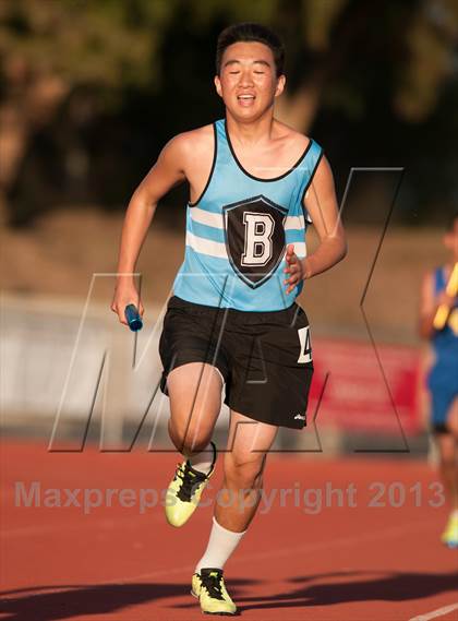 Thumbnail 3 in Don Green Invitational 4x400 Meter Relay photogallery.