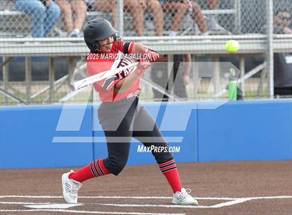 Thumbnail 2 in Palmview vs. Mission photogallery.