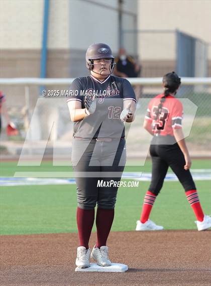 Thumbnail 3 in Palmview vs. Mission photogallery.