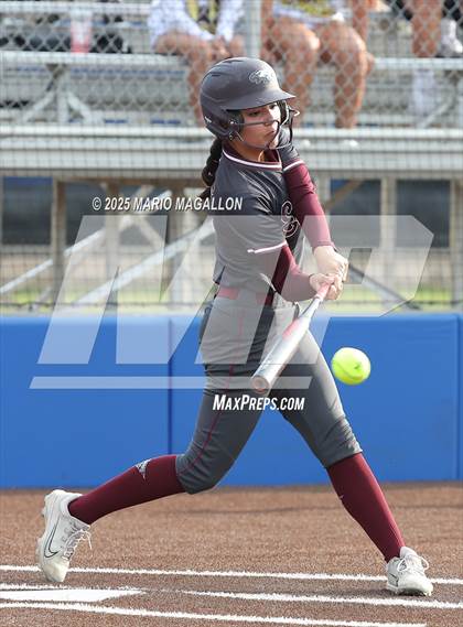 Thumbnail 3 in Palmview vs. Mission photogallery.