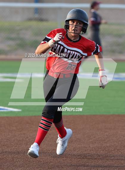 Thumbnail 3 in Palmview vs. Mission photogallery.