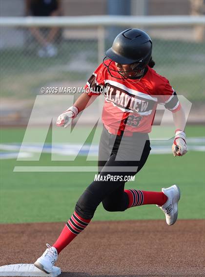 Thumbnail 1 in Palmview vs. Mission photogallery.