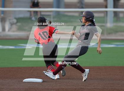 Thumbnail 3 in Palmview vs. Mission photogallery.