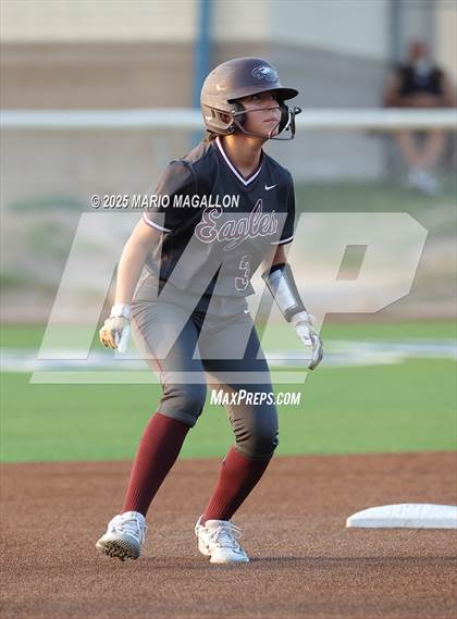 Thumbnail 3 in Palmview vs. Mission photogallery.