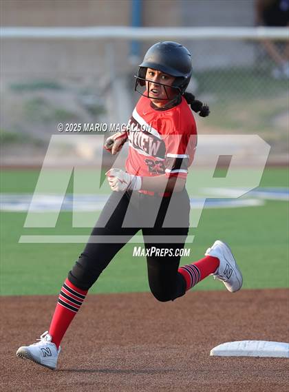 Thumbnail 2 in Palmview vs. Mission photogallery.