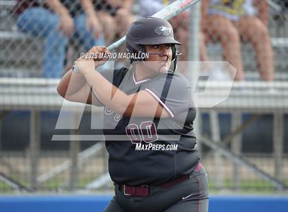 Thumbnail 2 in Palmview vs. Mission photogallery.