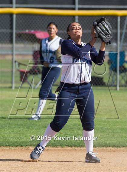 Thumbnail 1 in Duarte vs. Cantwell-Sacred Heart photogallery.