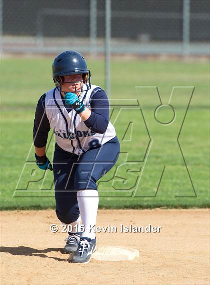 Thumbnail 2 in Duarte vs. Cantwell-Sacred Heart photogallery.